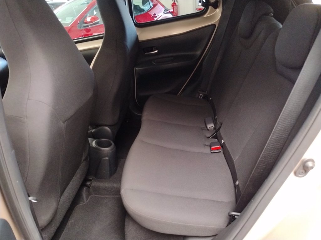 TOYOTA Aygo x 1.0 trend 72cv