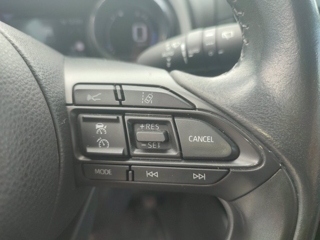 TOYOTA Yaris 1.5h style