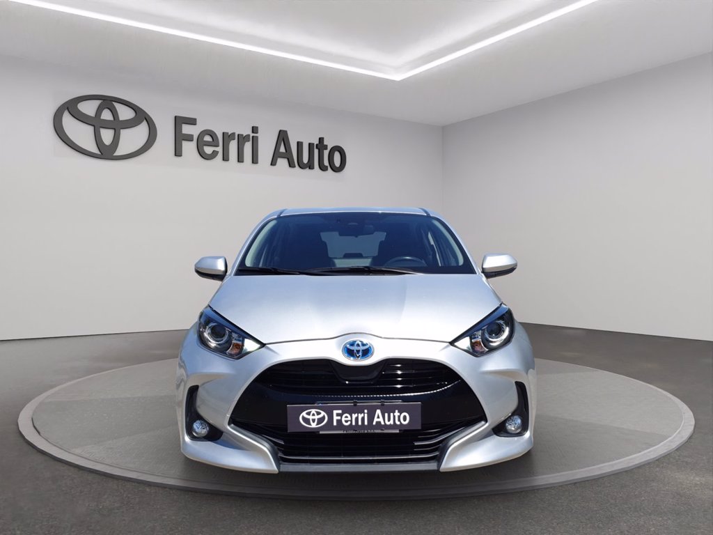 TOYOTA Yaris 1.5h active