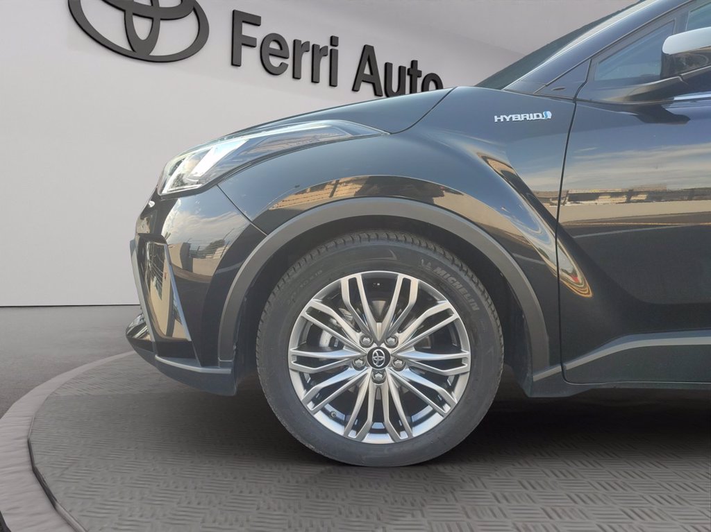 TOYOTA C-hr 1.8h lounge e-cvt