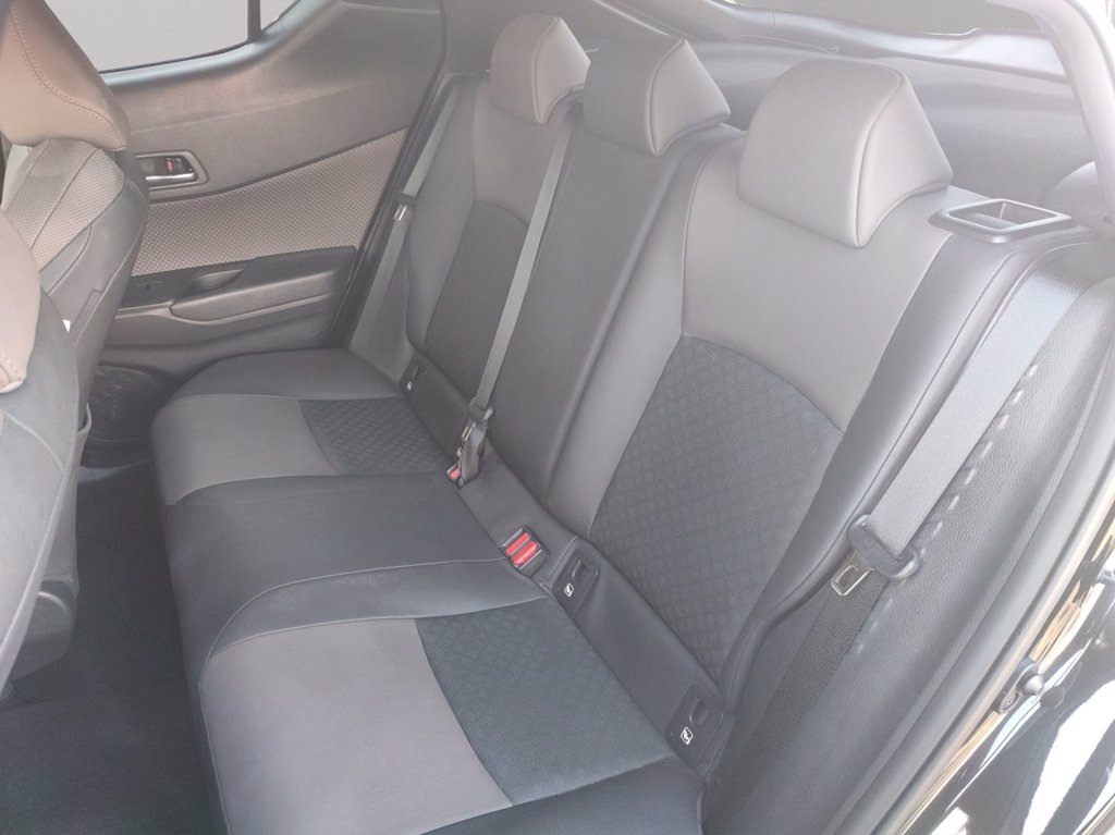 TOYOTA C-hr 1.8h lounge e-cvt