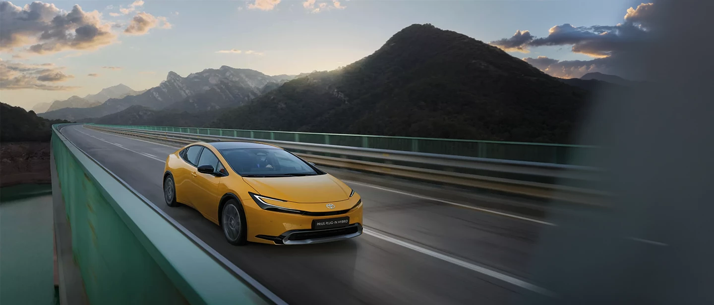 PRIUS 1440 X616 PROMO (1)