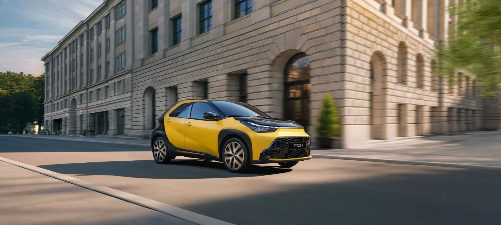 AYGO X MAIN Ridimensionata